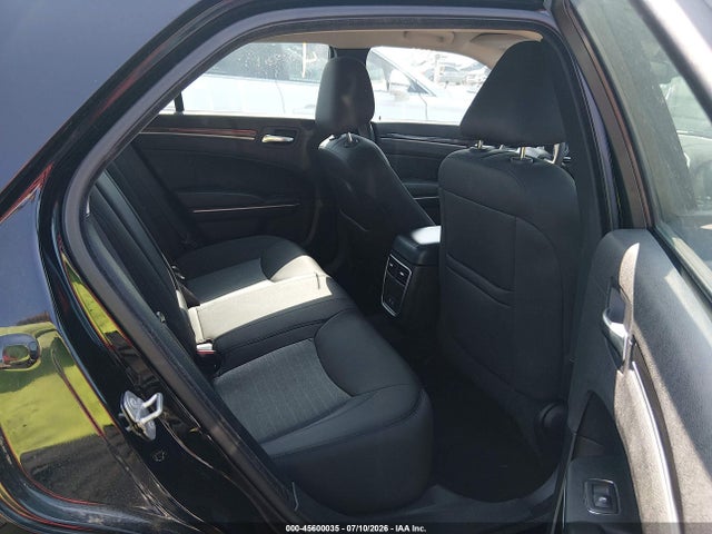 45600035 :رقم المزاد ، 2C3CCAAG0NH225936 vin ، 2022 Chrysler 300 Touring مزاد بيع
