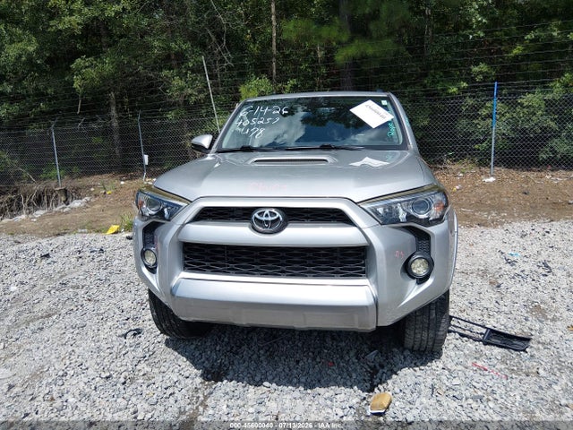 45600040 :رقم المزاد ، JTEBU5JR5J5532478 vin ، 2018 Toyota 4runner Trd Off Road Premium مزاد بيع