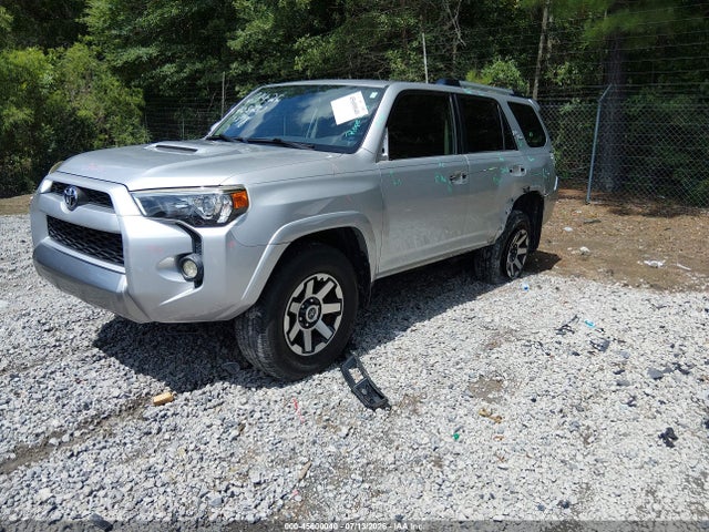 45600040 :رقم المزاد ، JTEBU5JR5J5532478 vin ، 2018 Toyota 4runner Trd Off Road Premium مزاد بيع
