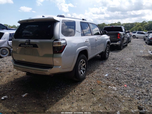 45600040 :رقم المزاد ، JTEBU5JR5J5532478 vin ، 2018 Toyota 4runner Trd Off Road Premium مزاد بيع