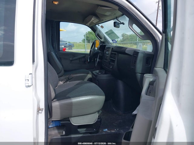 GMC Savana Cargo Rwd 2500 Regular Wheelbase Work Van 2021 1GTW7AF72M1265101 Image 5
