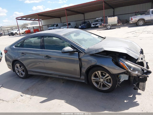 Продажа на аукционе авто 2018 Hyundai Sonata Sport, vin: 5NPE34AF5JH694924, номер лота: 45600108