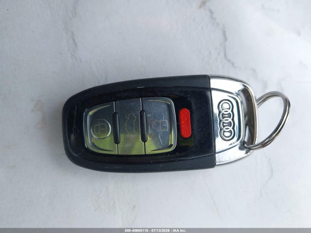 45600110 :رقم المزاد ، WA1LKAFP0AA112403 vin ، 2010 Audi Q5 3.2 Premium مزاد بيع
