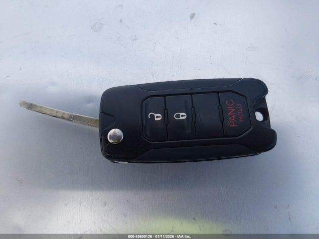 45600126 :رقم المزاد ، ZACCJAAH1FPB79060 vin ، 2015 Jeep Renegade Sport مزاد بيع