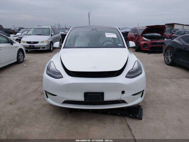 45600136 :رقم المزاد ، 7SAYGAEE7PF682561 vin ، 2023 Tesla Model Y مزاد بيع
