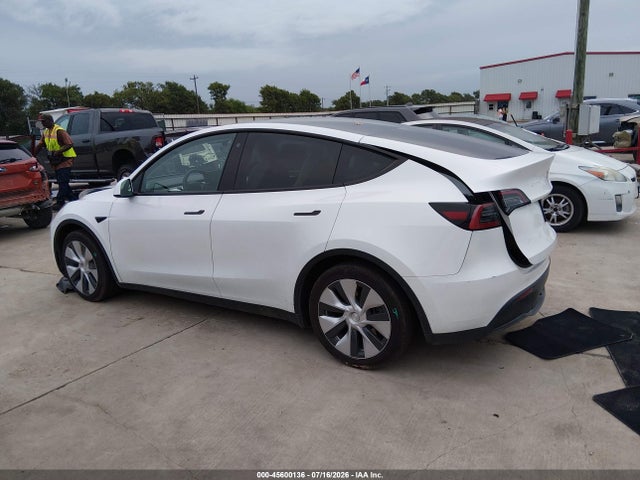 45600136 :رقم المزاد ، 7SAYGAEE7PF682561 vin ، 2023 Tesla Model Y مزاد بيع