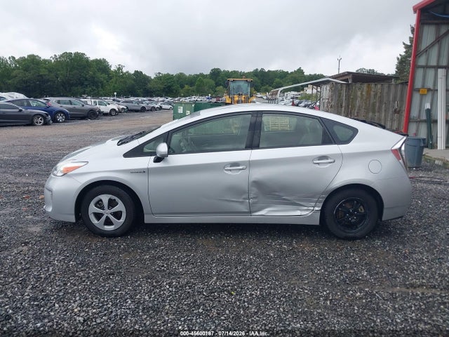 Toyota Prius Two 2015 JTDKN3DU2F1882672 Image 14