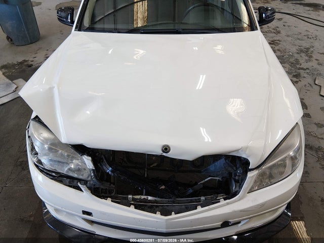 2010 Mercedes-benz C 300 Luxury 4matic/sport 4matic მანქანა იყიდება აუქციონზე, vin: WDDGF8BB5AR090050, აუქციონის ნომერი: 45600281