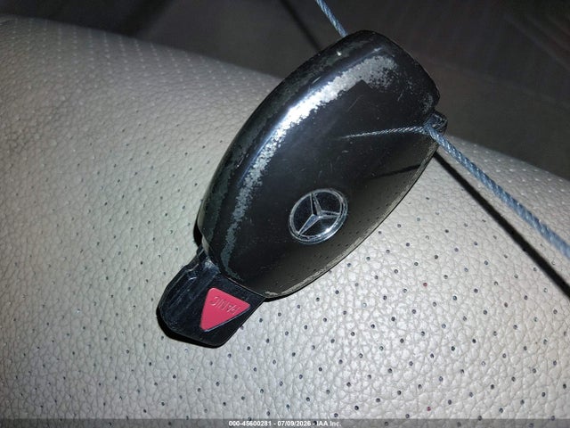 2010 Mercedes-benz C 300 Luxury 4matic/sport 4matic მანქანა იყიდება აუქციონზე, vin: WDDGF8BB5AR090050, აუქციონის ნომერი: 45600281
