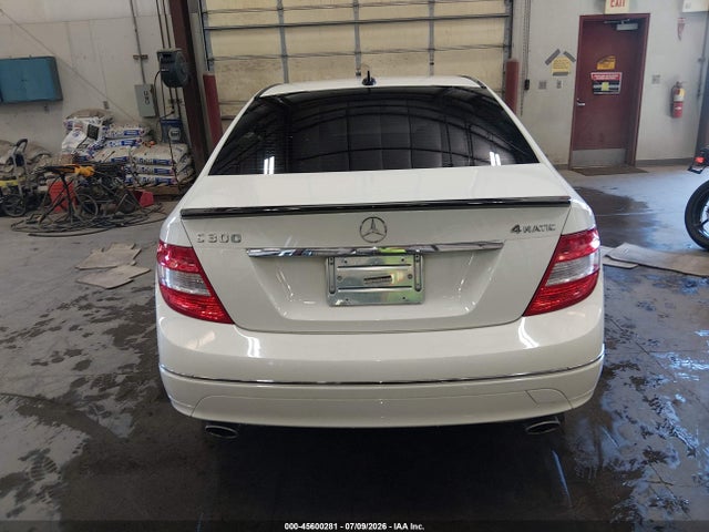2010 Mercedes-benz C 300 Luxury 4matic/sport 4matic მანქანა იყიდება აუქციონზე, vin: WDDGF8BB5AR090050, აუქციონის ნომერი: 45600281