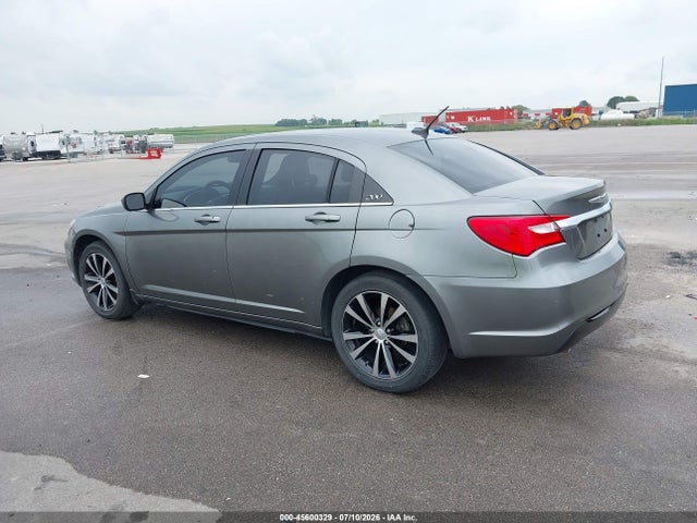 45600329 :رقم المزاد ، 1C3CCBCG4DN679163 vin ، 2013 Chrysler 200 Limited مزاد بيع