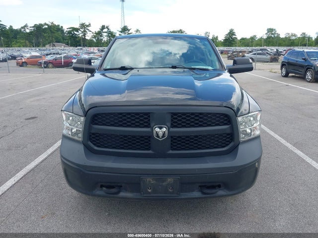 45600400 :رقم المزاد ، 1C6RR7KGXHS822330 vin ، 2017 Ram 1500 Tradesman  4x4 5'7 Box مزاد بيع