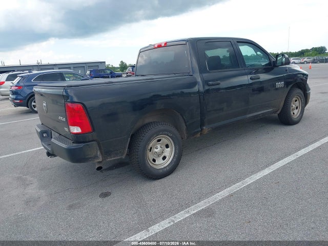 45600400 :رقم المزاد ، 1C6RR7KGXHS822330 vin ، 2017 Ram 1500 Tradesman  4x4 5'7 Box مزاد بيع