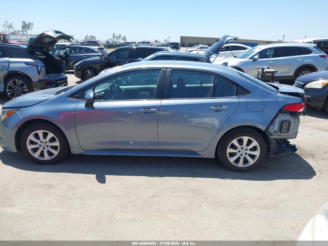 Toyota COROLLA LE 2022 5YFEPMAE5NP339501 Image 15