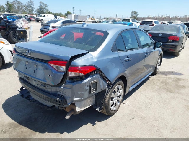 Toyota COROLLA LE 2022 5YFEPMAE5NP339501 Image 4