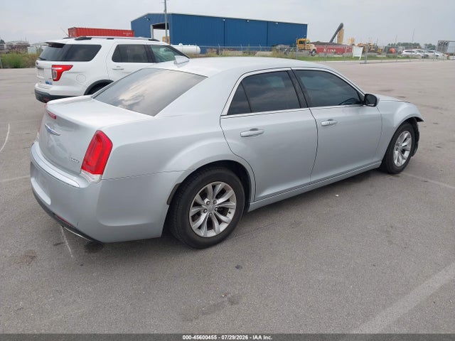 45600455 :رقم المزاد ، 2C3CCAAG2KH568937 vin ، 2019 Chrysler 300 Touring مزاد بيع