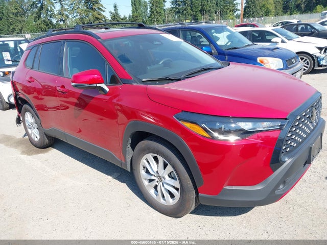 45600465 :رقم المزاد ، 7MUBAABG5PV063498 vin ، 2023 Toyota Corolla Cross Le مزاد بيع