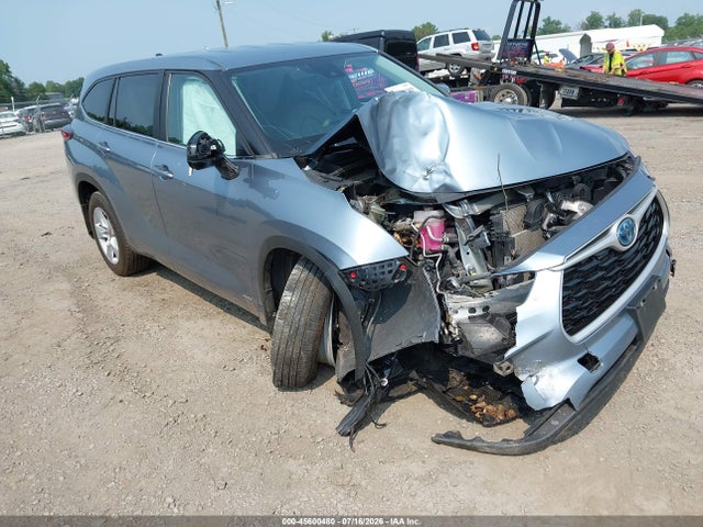 2023 5TDBBRCH2PS108250 main image