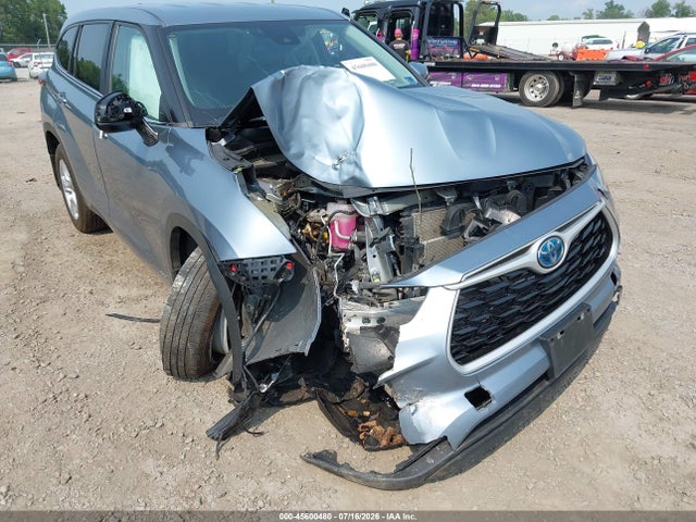 Toyota Highlander Hybrid Le 2023 5TDBBRCH2PS108250 Image 6