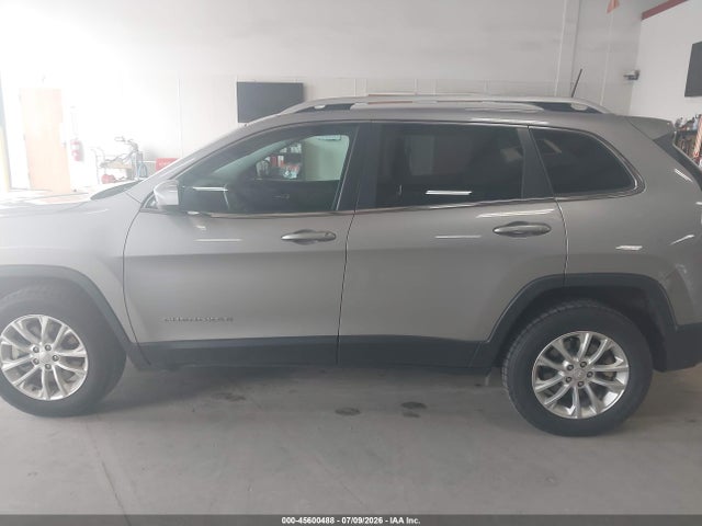 2019 Jeep Cherokee Latitude 4x4 მანქანა იყიდება აუქციონზე, vin: 1C4PJMCB3KD479767, აუქციონის ნომერი: 45600488