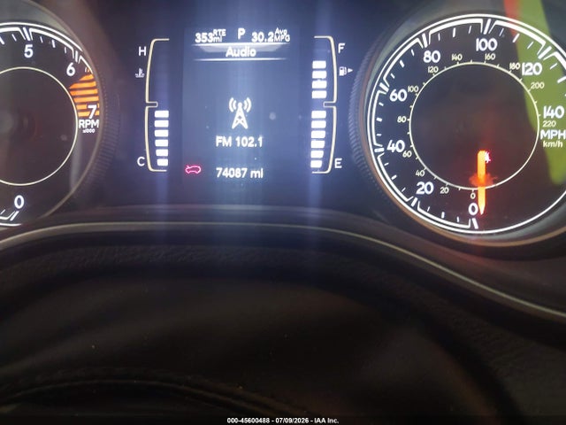 2019 Jeep Cherokee Latitude 4x4 მანქანა იყიდება აუქციონზე, vin: 1C4PJMCB3KD479767, აუქციონის ნომერი: 45600488