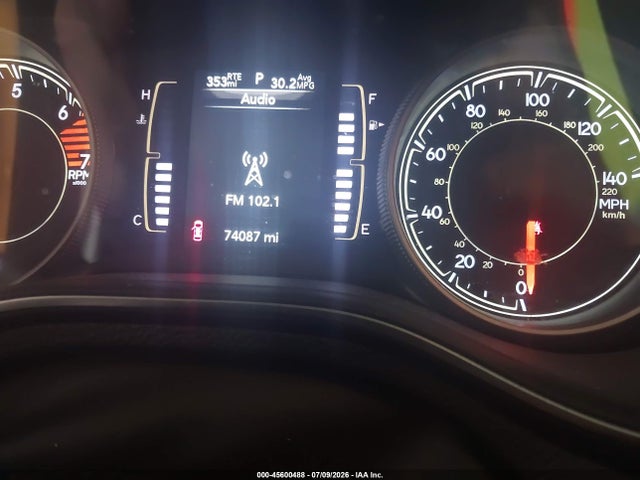 2019 Jeep Cherokee Latitude 4x4 მანქანა იყიდება აუქციონზე, vin: 1C4PJMCB3KD479767, აუქციონის ნომერი: 45600488