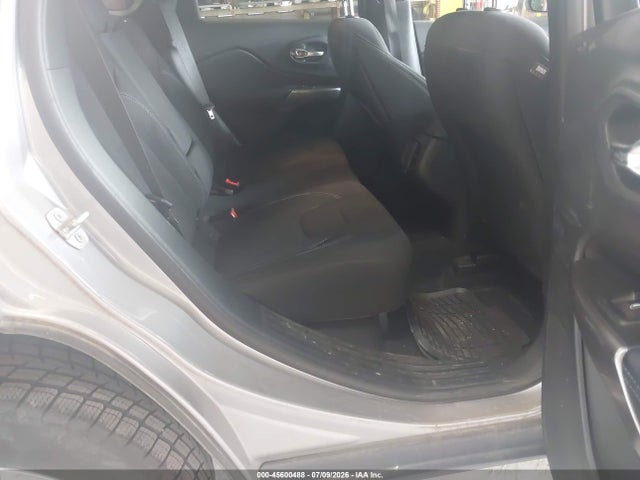 2019 Jeep Cherokee Latitude 4x4 მანქანა იყიდება აუქციონზე, vin: 1C4PJMCB3KD479767, აუქციონის ნომერი: 45600488