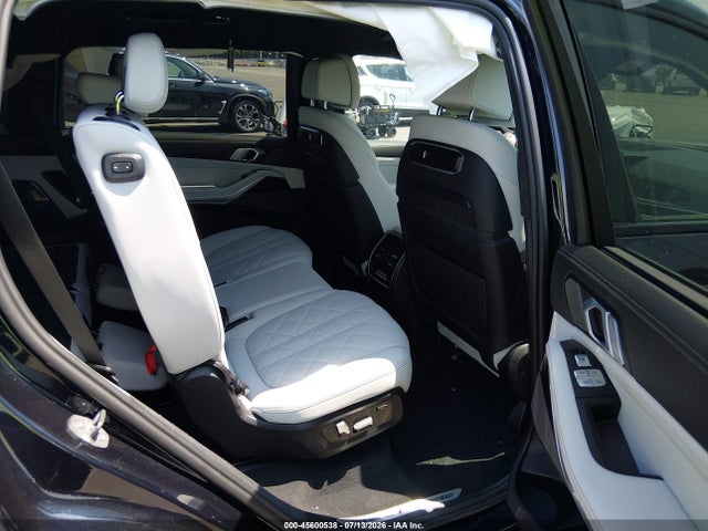 5UX23EM09P9S07126 BMW X7 Xdrive40i