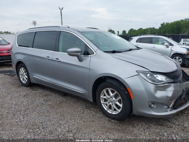 Продаж на аукціоні авто 2020 Chrysler Pacifica Touring L, vin: 2C4RC1BG8LR276404, номер лоту: 45600542