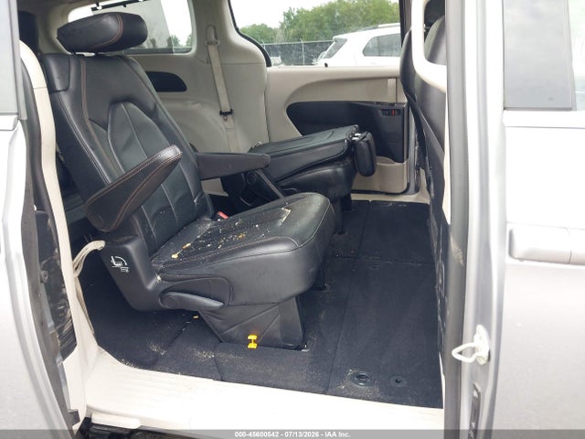 Продаж на аукціоні авто 2020 Chrysler Pacifica Touring L, vin: 2C4RC1BG8LR276404, номер лоту: 45600542