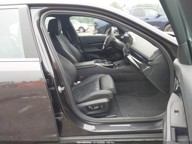 Продажа на аукционе авто 2024 Bmw 530i Xdrive, vin: WBA53FJ04RCP92810, номер лота: 45600596
