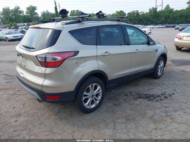 Ford ESCAPE SE 2017 1FMCU0GD3HUB35189 Image 4