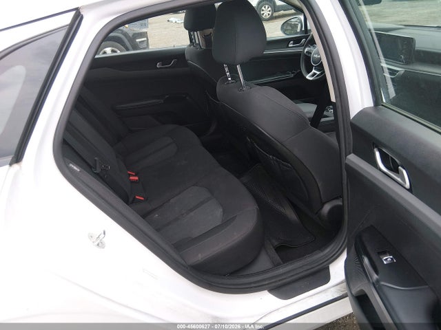 KIA K5 LXS 2023 5XXG14J24PG213125 Image 8