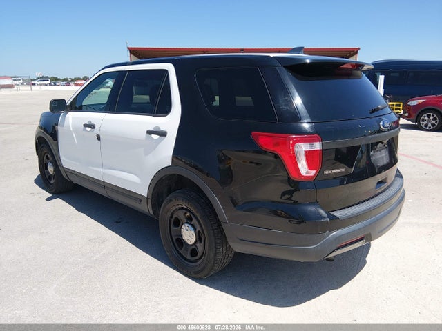Ford Police Interceptor Utility 2018 1FM5K8AT7JGA57906 Image 3