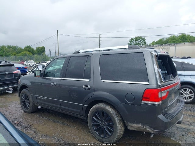 5LMJJ2JT8FEJ11115 Lincoln Navigator