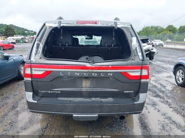 5LMJJ2JT8FEJ11115 Lincoln Navigator