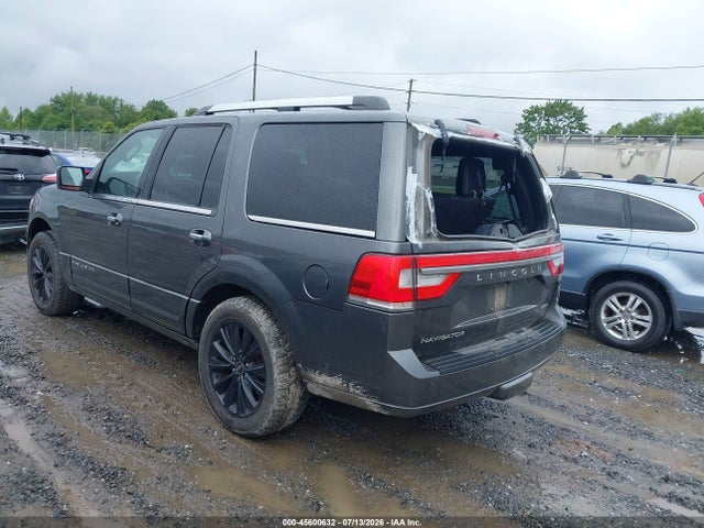 5LMJJ2JT8FEJ11115 Lincoln Navigator