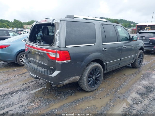 5LMJJ2JT8FEJ11115 Lincoln Navigator