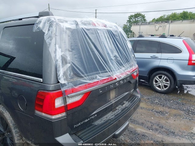 5LMJJ2JT8FEJ11115 Lincoln Navigator