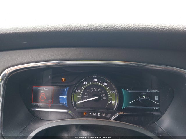 5LMJJ2JT8FEJ11115 Lincoln Navigator