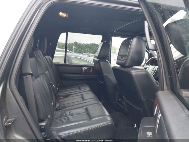 5LMJJ2JT8FEJ11115 Lincoln Navigator