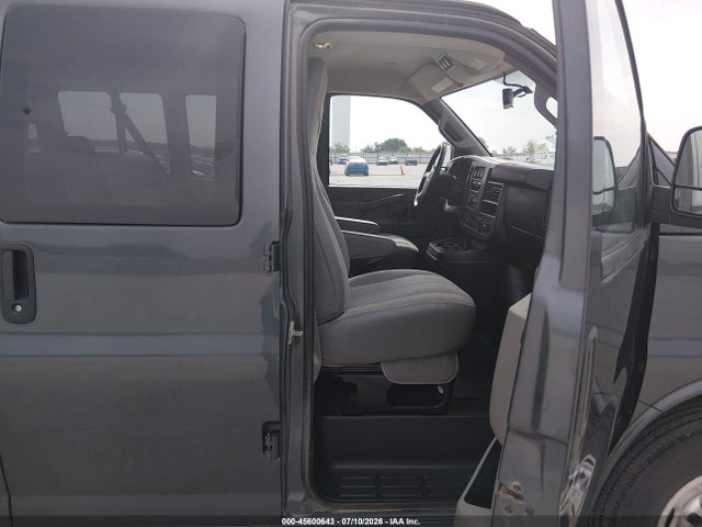 1GAWGEFF9G1315309 Chevrolet Express 2500 Ls