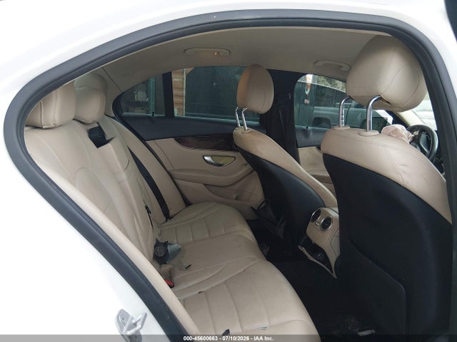 Продажа на аукционе авто 2015 Mercedes-benz C 300 4matic, vin: 55SWF4KB6FU019966, номер лота: 45600663