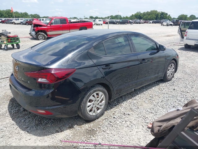Hyundai ELANTRA SE 2019 5NPD74LF4KH494017 Image 4