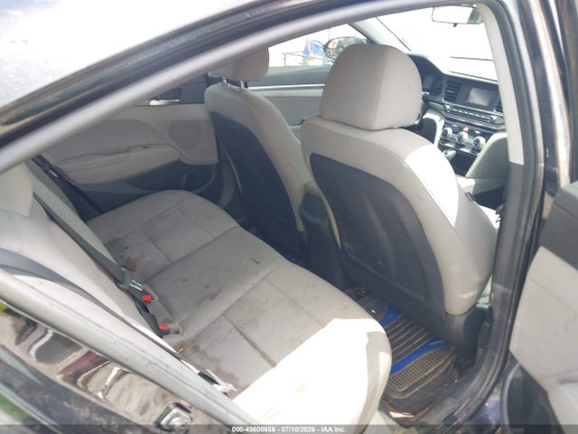Hyundai ELANTRA SE 2019 5NPD74LF4KH494017 Image 8