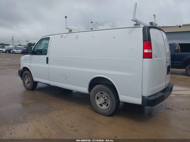 1GCWGAFP2L1260723 Chevrolet Express Cargo Rwd 2500 Regular Wheelbase Wt