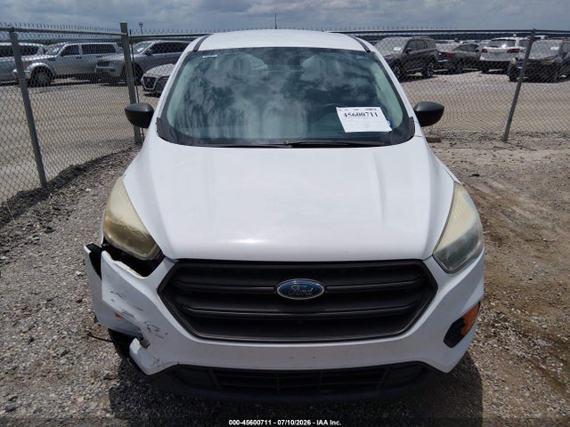 45600711 :رقم المزاد ، 1FMCU0F71HUD95229 vin ، 2017 Ford Escape S مزاد بيع