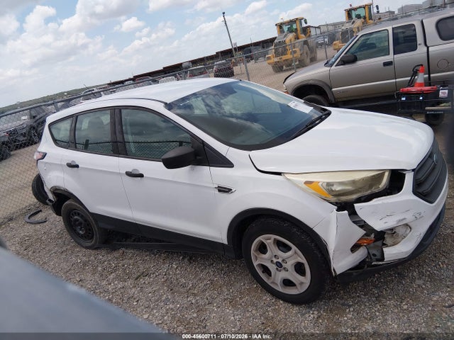 45600711 :رقم المزاد ، 1FMCU0F71HUD95229 vin ، 2017 Ford Escape S مزاد بيع