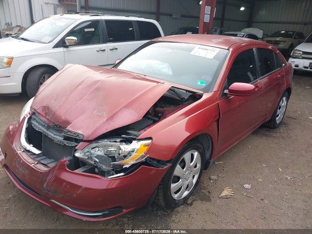 Продажа на аукционе авто 2014 Chrysler 200 Lx, vin: 1C3CCBAB2EN122275, номер лота: 45600725