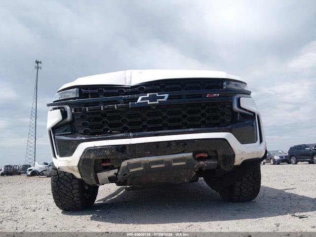 Продаж на аукціоні авто 2024 Chevrolet Suburban 4wd Z71, vin: 1GNSKDKL1RR212892, номер лоту: 45600748